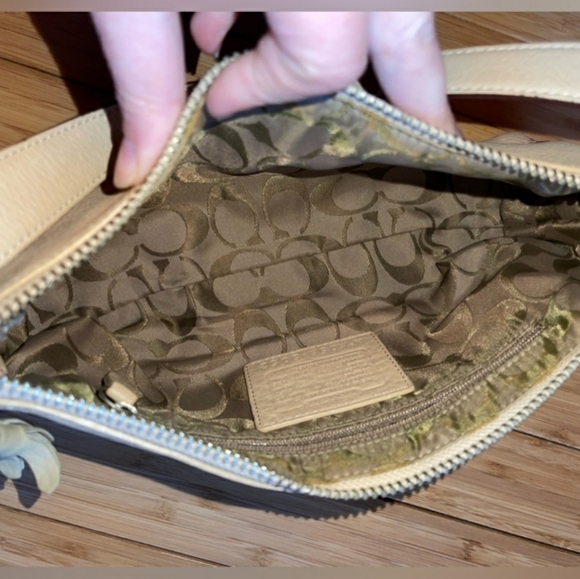 Coach Hamilton Pebbled Leather Small Shoulder Bag y2k bag coach - Picture 4 of 4